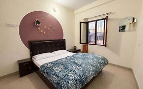 Gomukh Hotel Uttarkashi